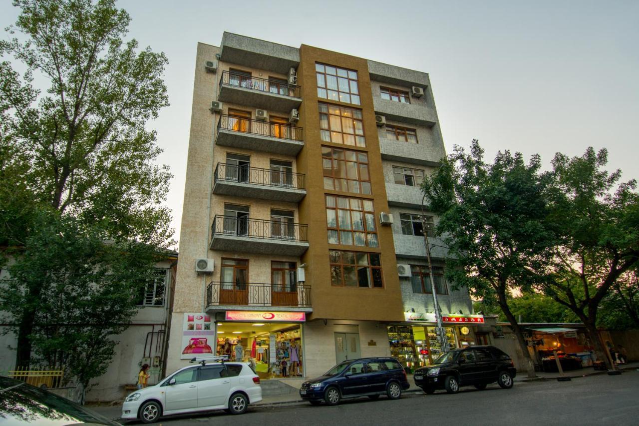 Mg Apartments In Tbilisi Buitenkant foto